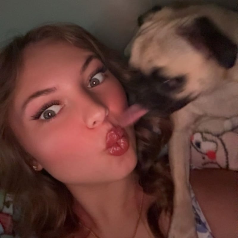 Cloe M. profile photo