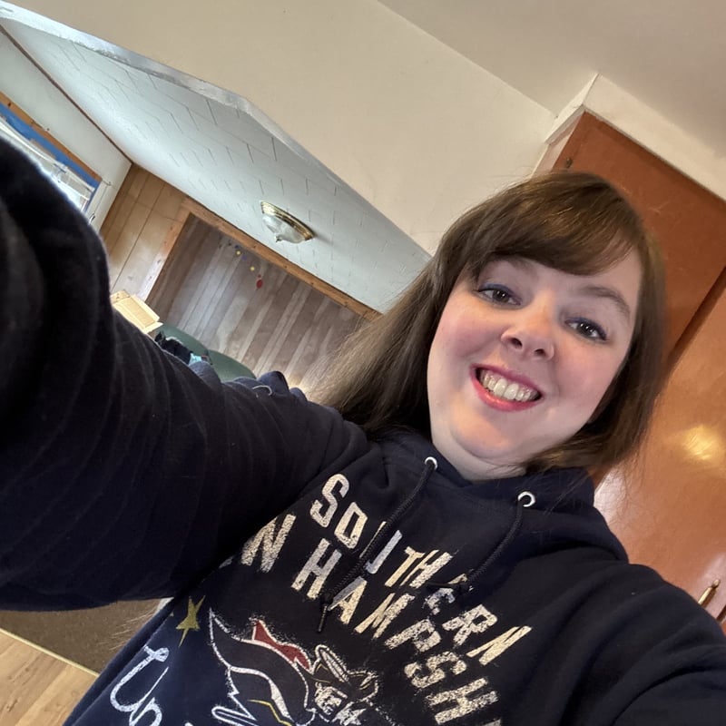 Zoe Hackel profile photo